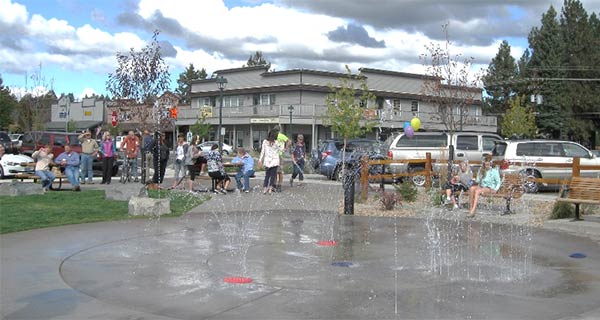 View of Fir Street Park in Sisters with the splash play setting.