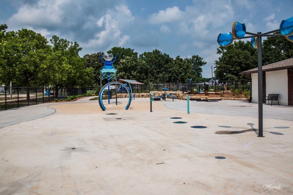 Wide view of the Gates Park splash pad in Waterloo.