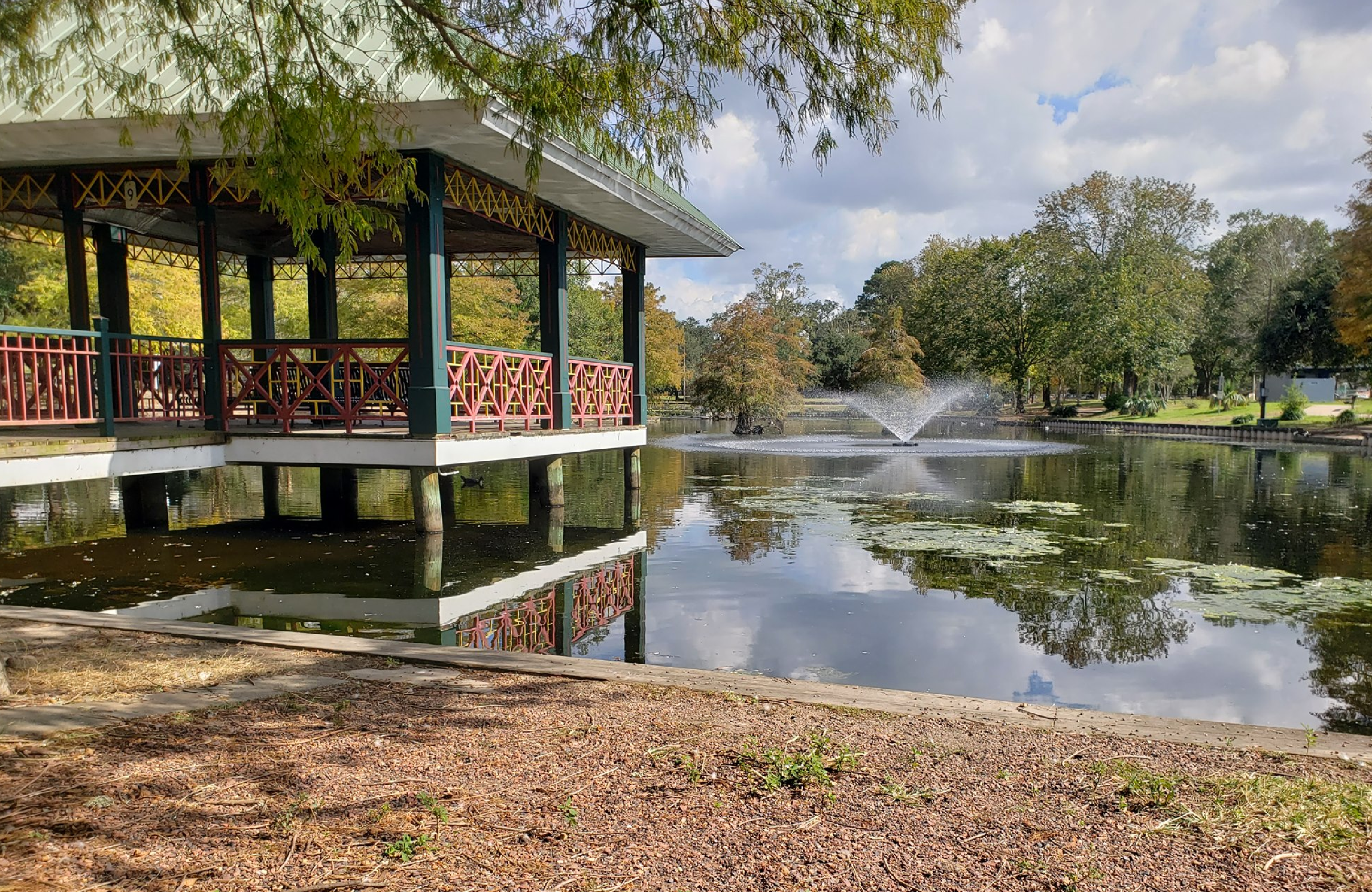 Girard Park overview image.