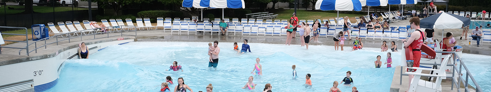 Henry Moses Aquatic Center exterior water-play view.