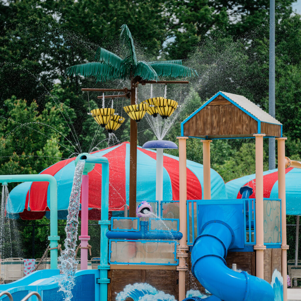 Aquatic center features at Jeffersonville Aquatic Center.