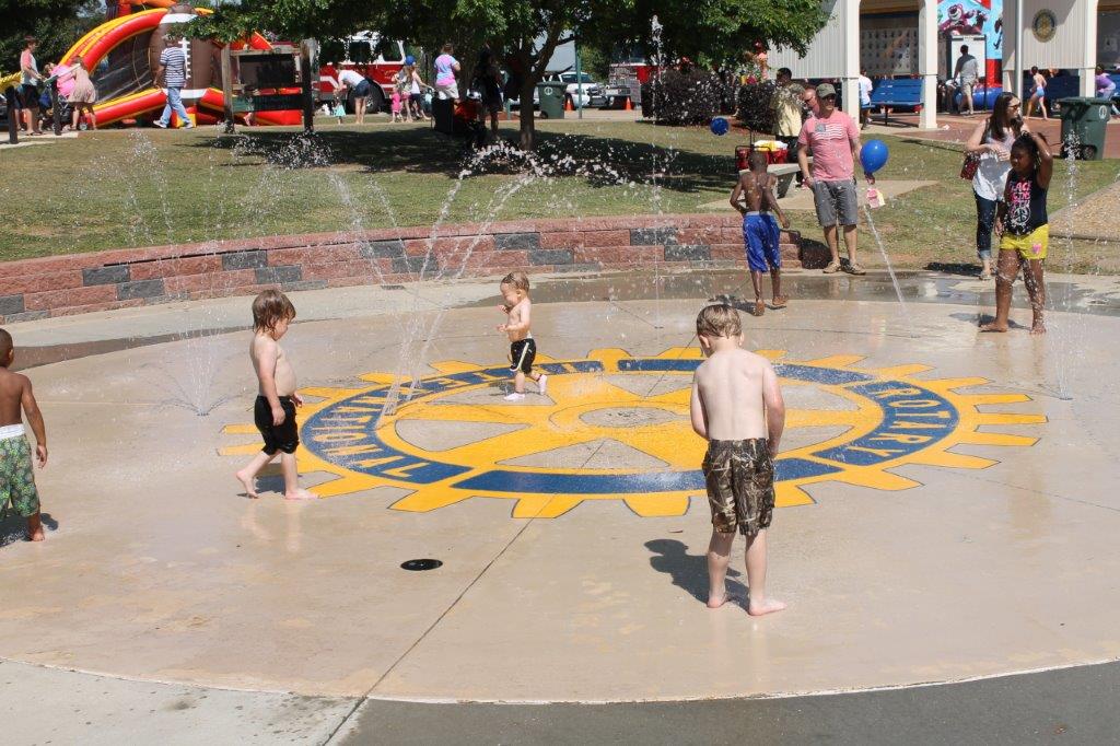 Johnny Henderson Family Park Splash Pad