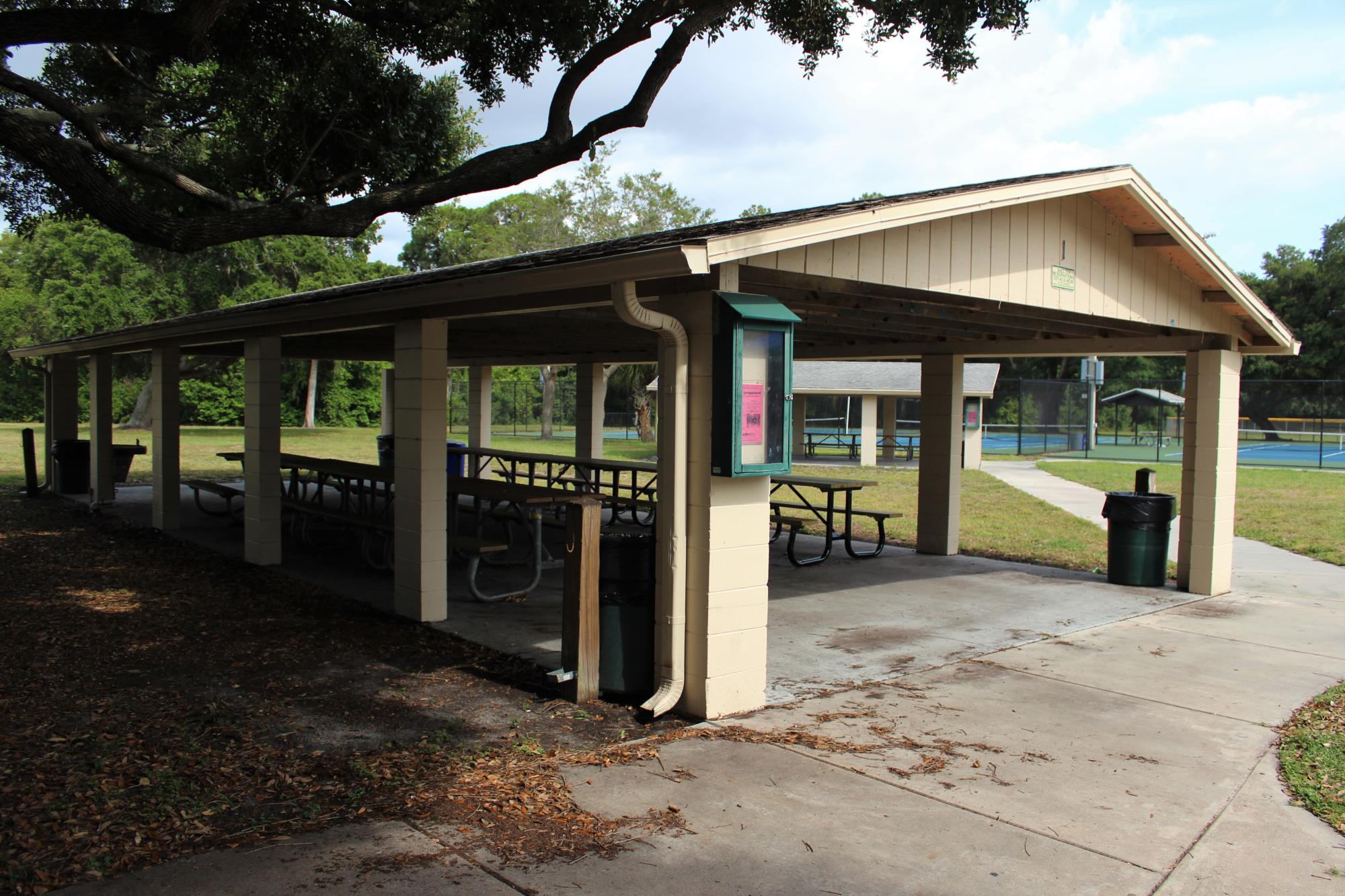 Overview of Kiwanis Sprayground in Dunedin.