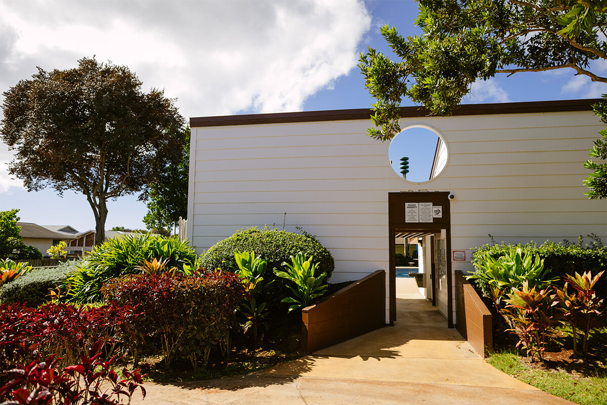 Pool and surrounding recreation space at Mililani Recreation Center 4.