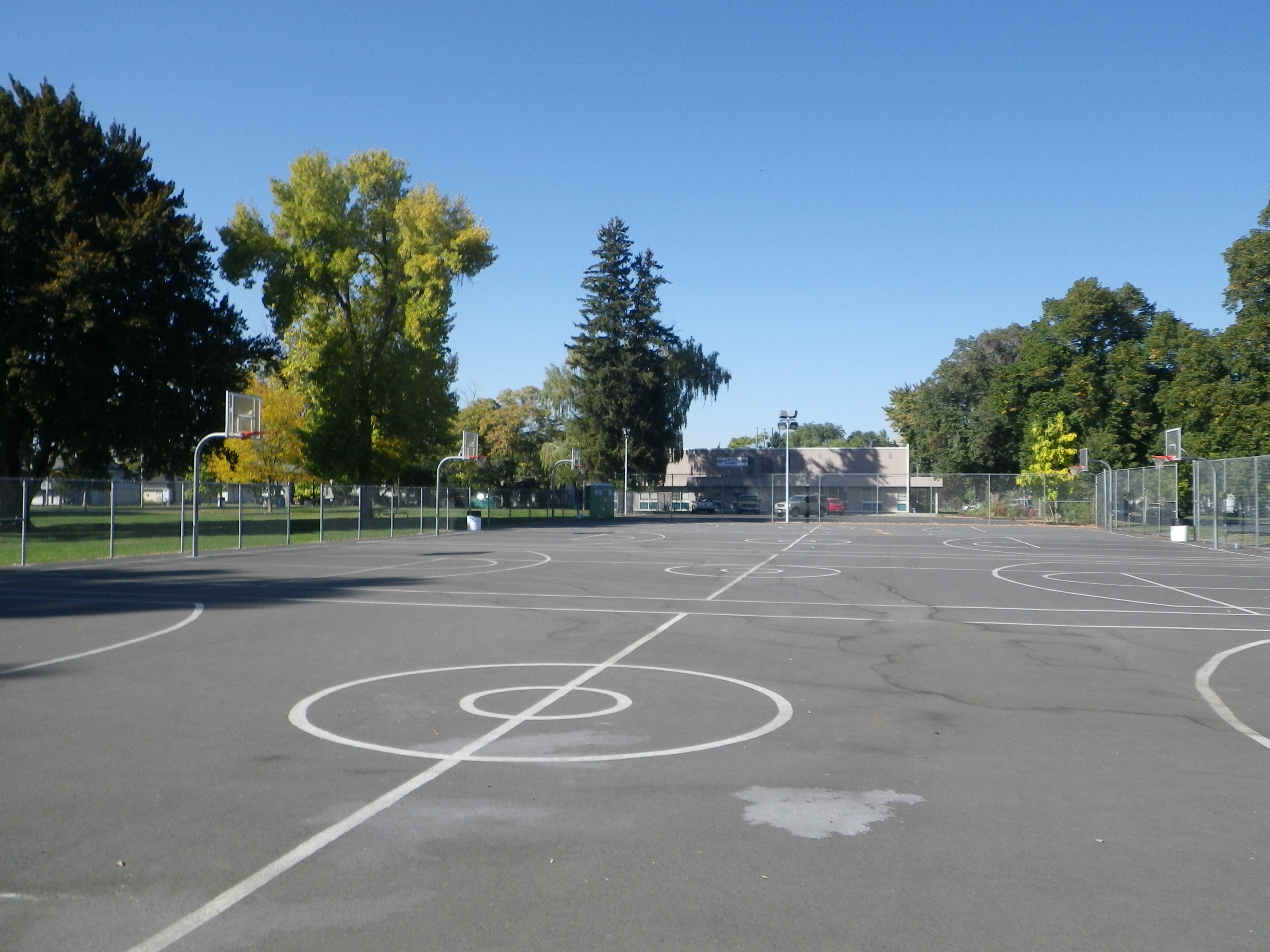 Basketball courts at Miller Park in Yakima.