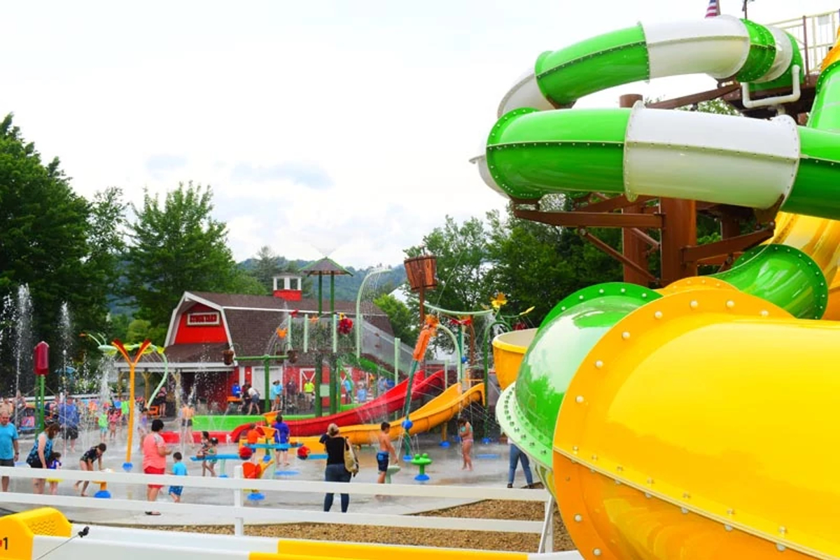 Slides and splash zone at Moo Lagoon.