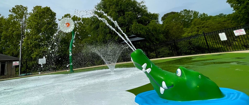 Wide view of the Pratt Park Splash Pad in Prattville.