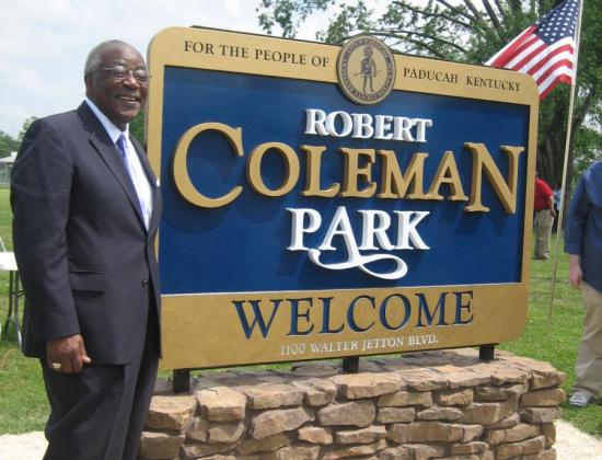 Robert Coleman Park sign and park view in Paducah.