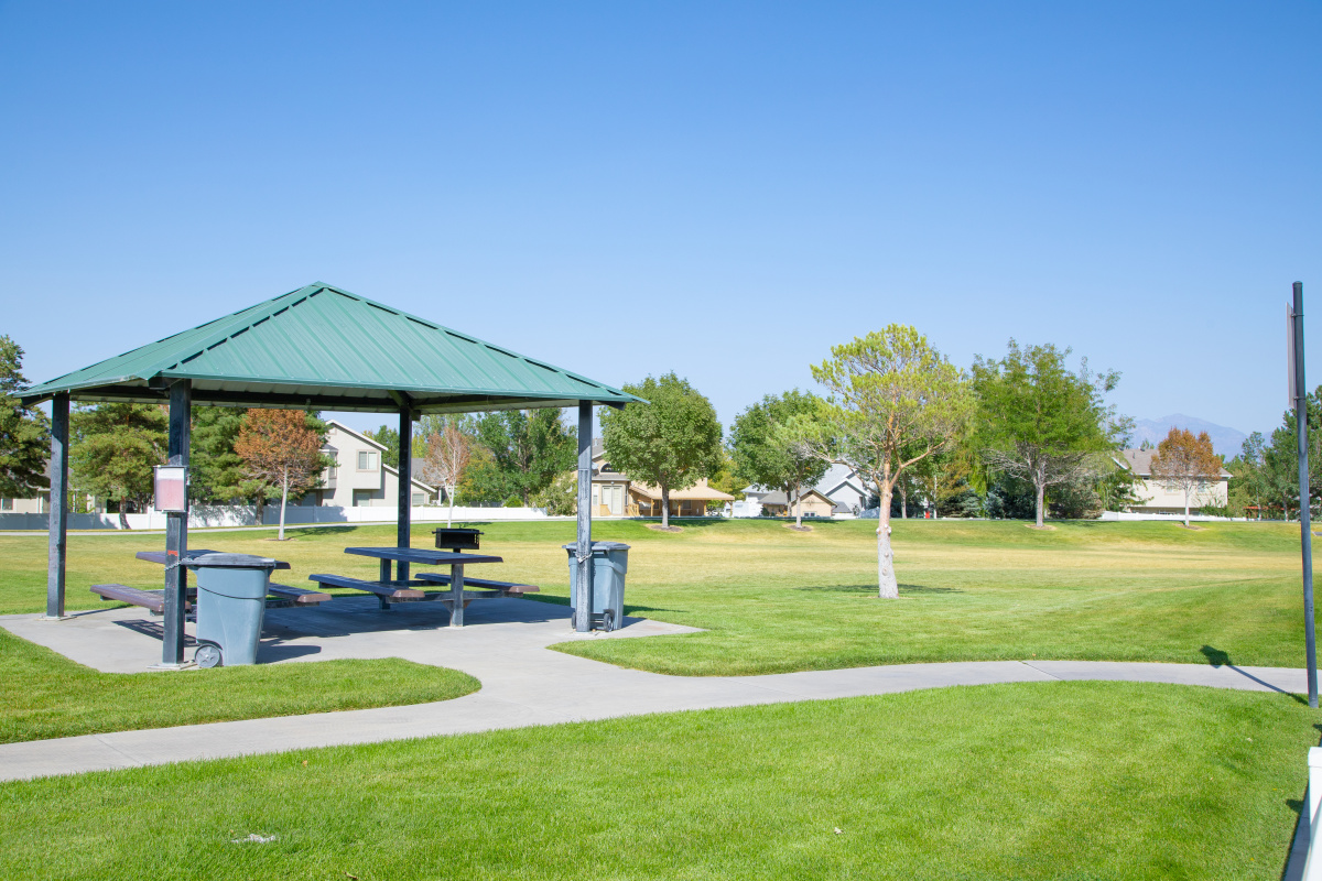 Rosecrest Splash Pad park setting in Herriman.