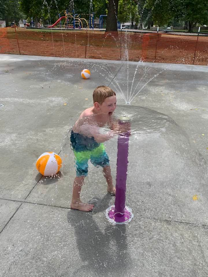 Another view of the Hawthorn Park splash pad.