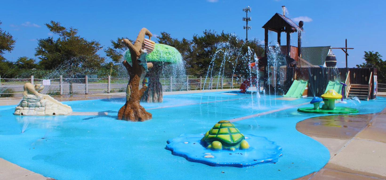 Tanner Spray Park in Tanner Park, Copiague.