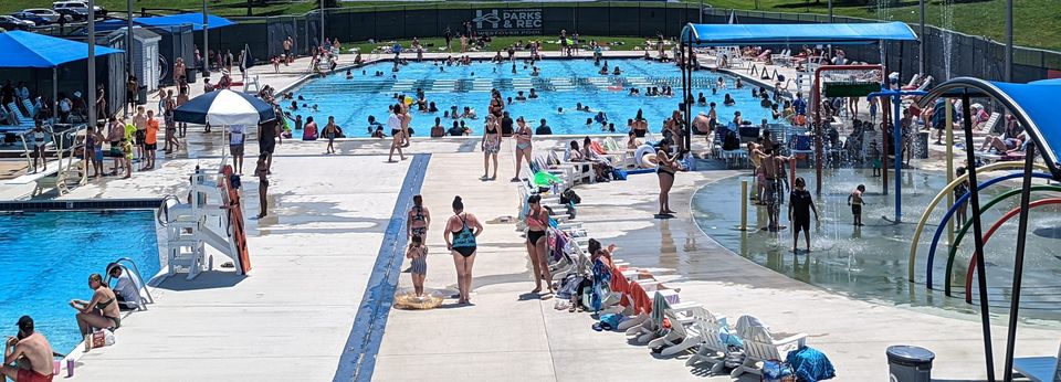 Busy day at Westover Pool in Harrisonburg.