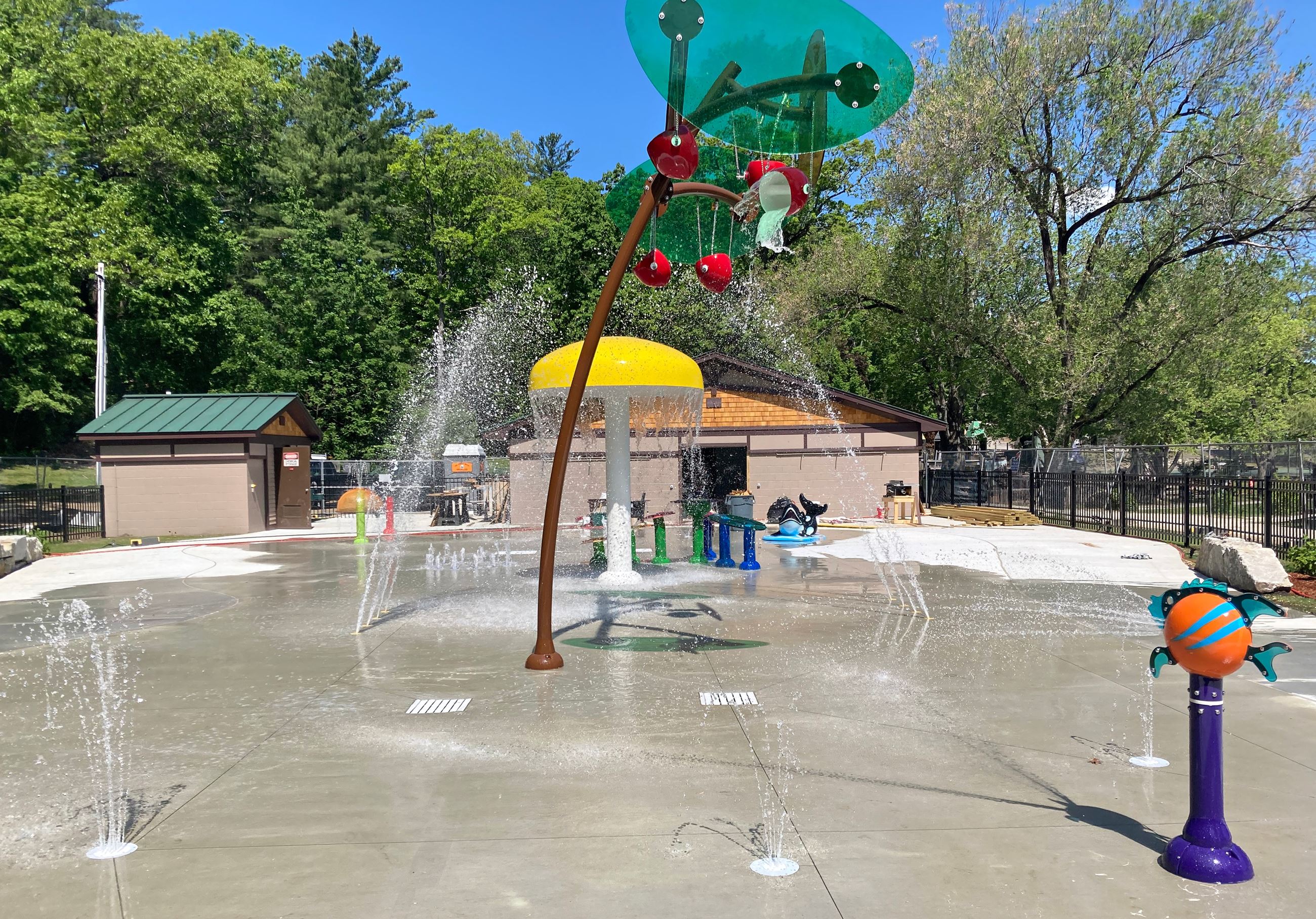 White Park Splash Pad shown on Concord's aquatics page.