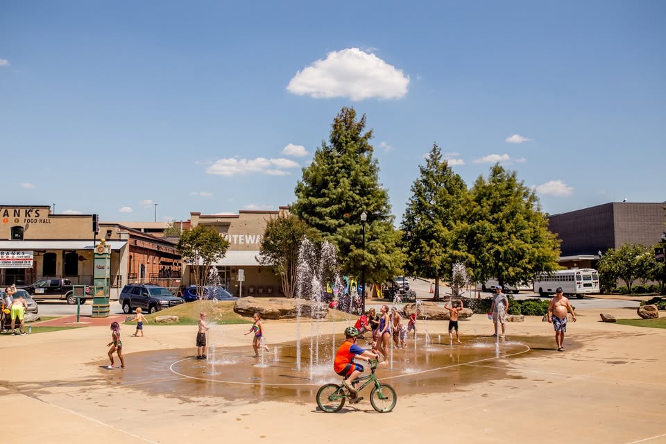 Woodruff Park splash pad in Columbus.