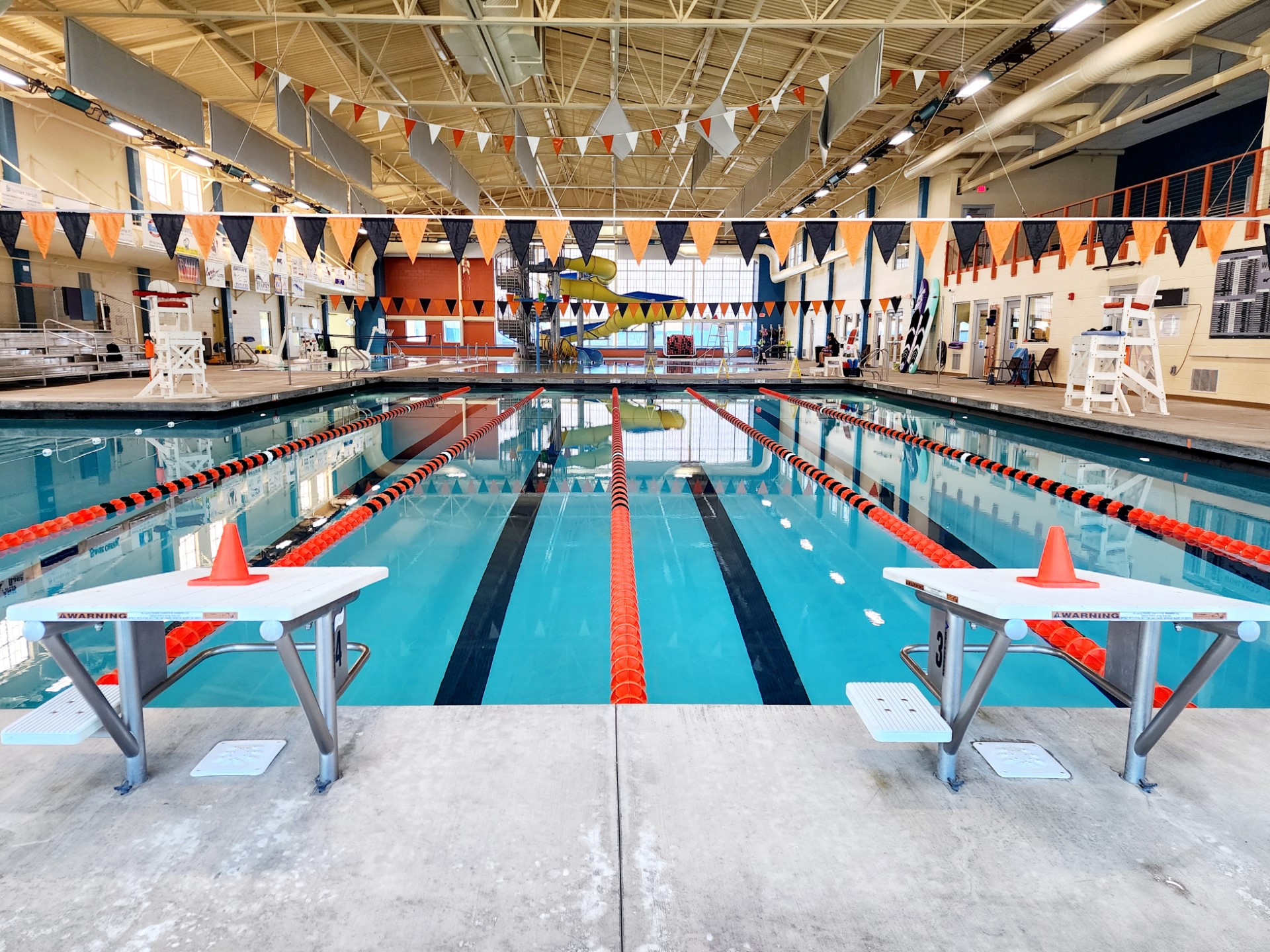 Aquatic center photo from the official Worland Aquatic Center website.