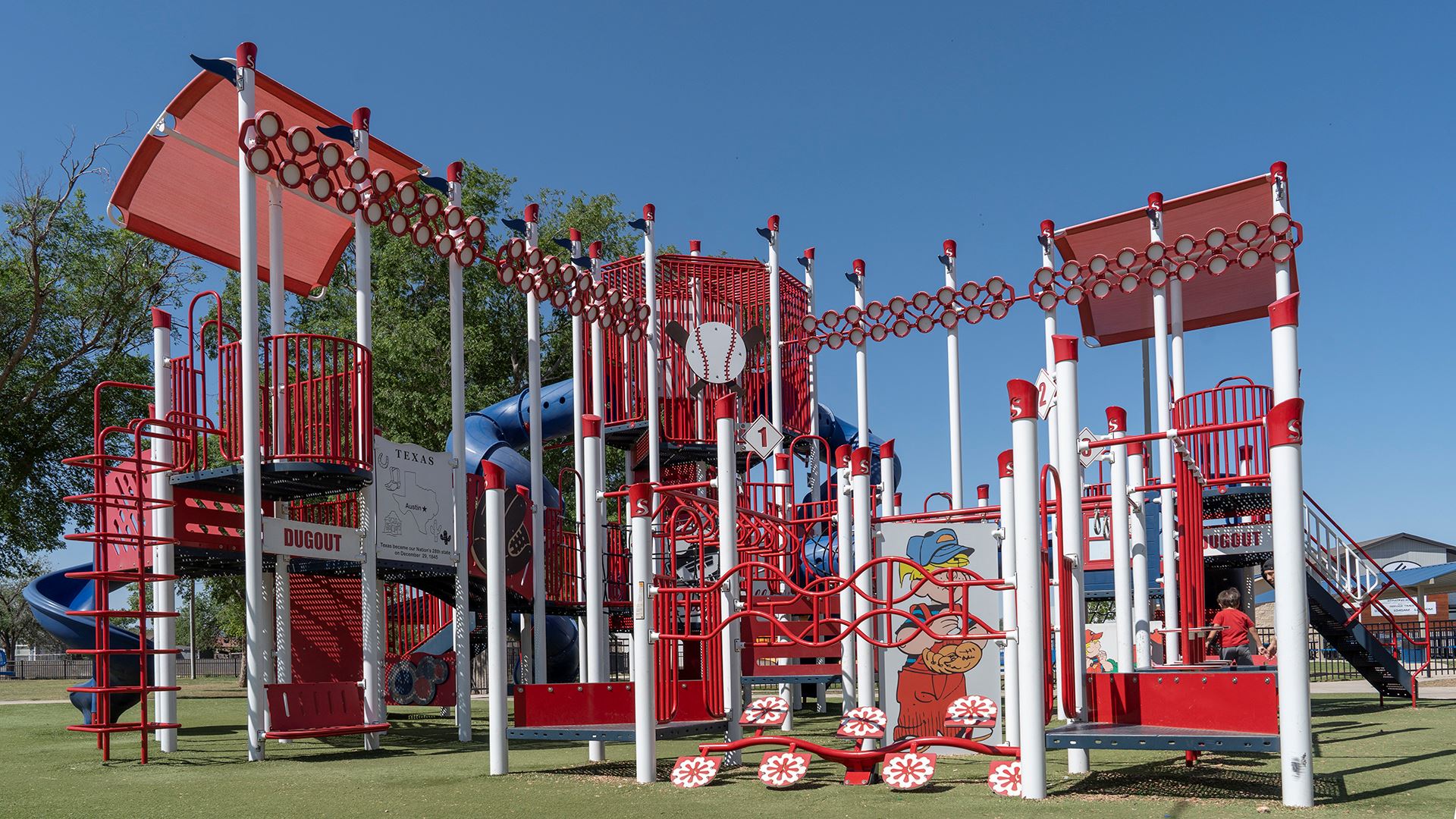XTO Dennis the Menace Splash Pad